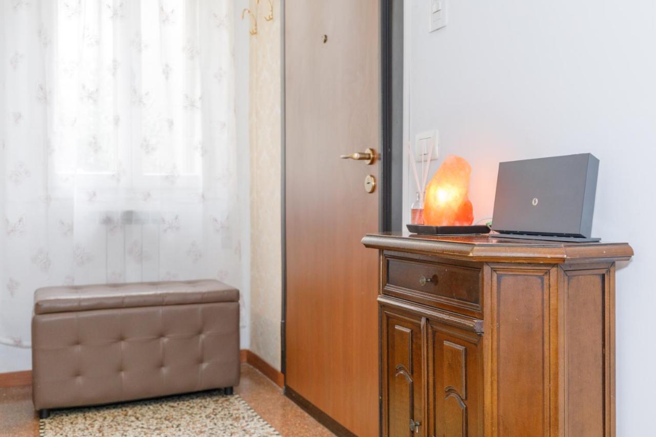 Gozzi House - Comoda Casa - Free Parking - Easy To Venice! Mestre Exteriör bild