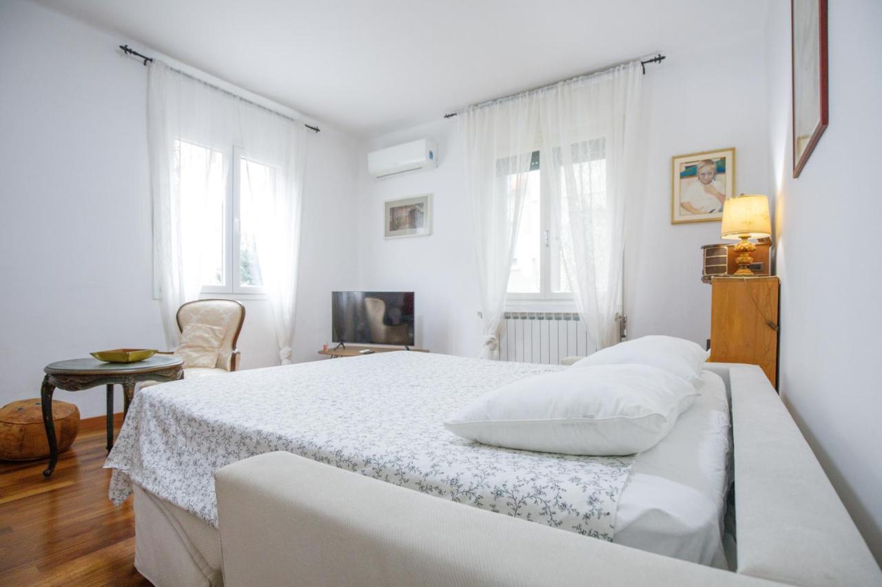 Gozzi House - Comoda Casa - Free Parking - Easy To Venice! Mestre Exteriör bild